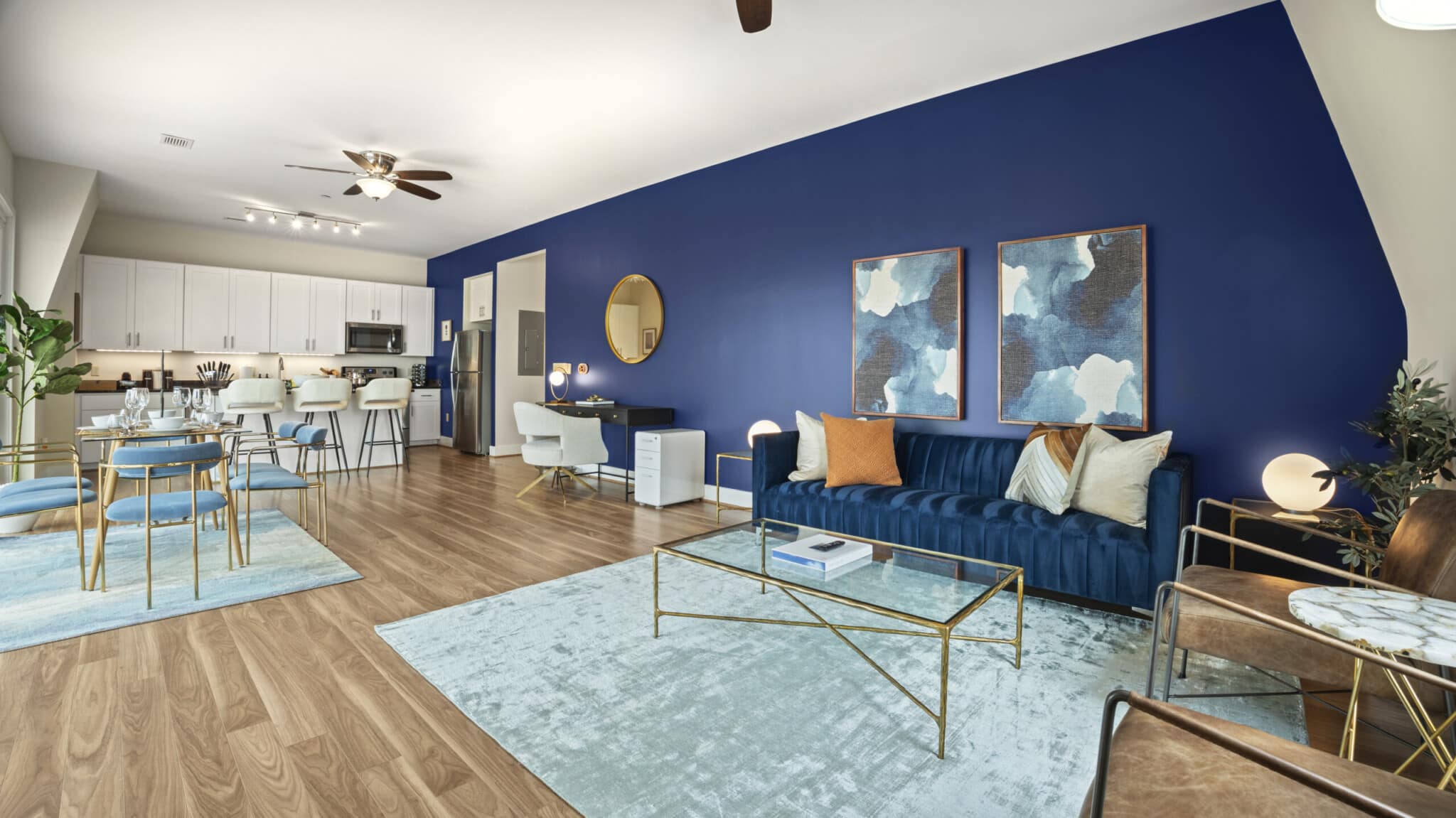 King Beds An Upscale Penthouse Suite Xcape - Suite Xcape